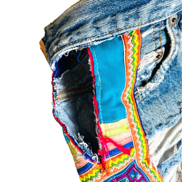 Tricia Fix Vintage Levi's 501 High Rise Cut Off Jean Shorts Side Cut Out RARE 2 - Picture 4 of 7